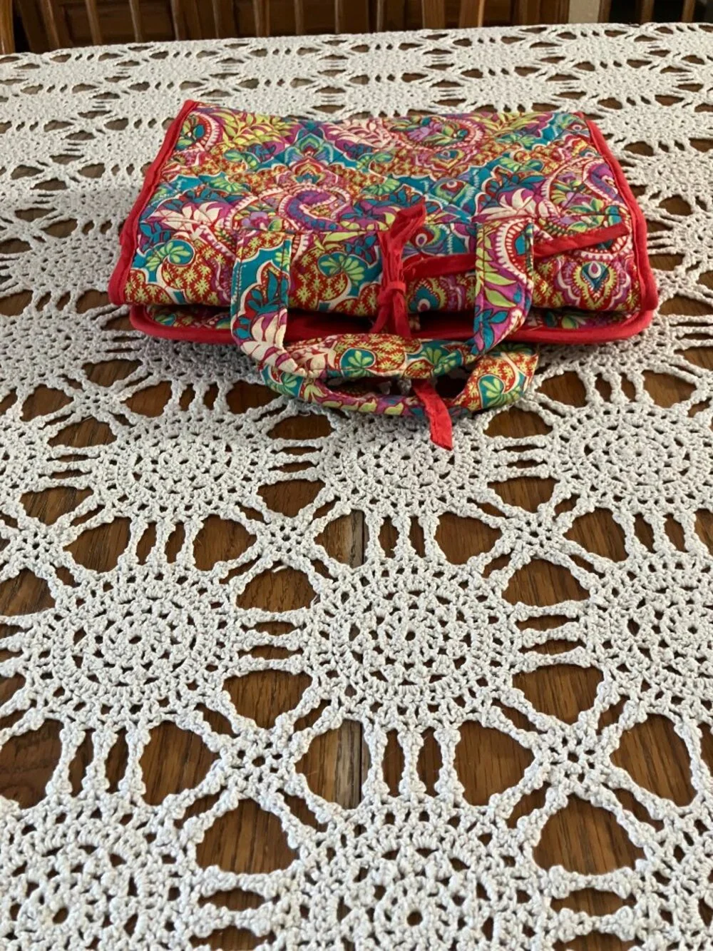 Vera Bradley Makeup Toiletries Travel Hanging Organizer in Retired Paradise Pais